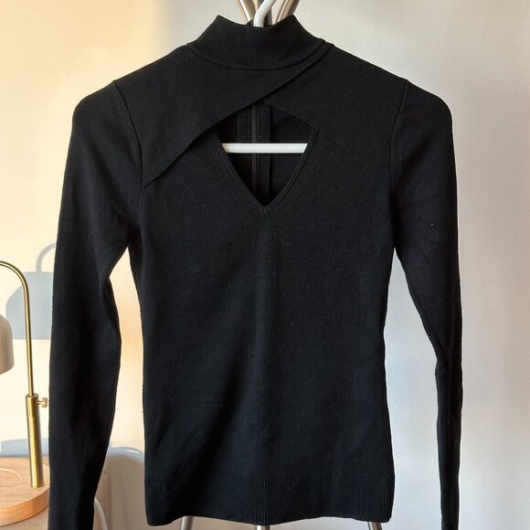 Michael Kors Heart shape cut Turtle Neck Size S Excellent condition - Picture 1 of 3
